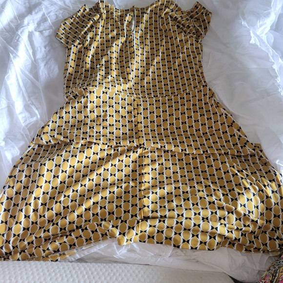 Ann Taylor Wrap Midi dress Size Medium BNWOT - Picture 6 of 8